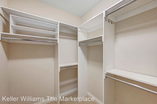 Building Photo - 3 br, 2.5 bath House - 20 LUCE DEL SOLE