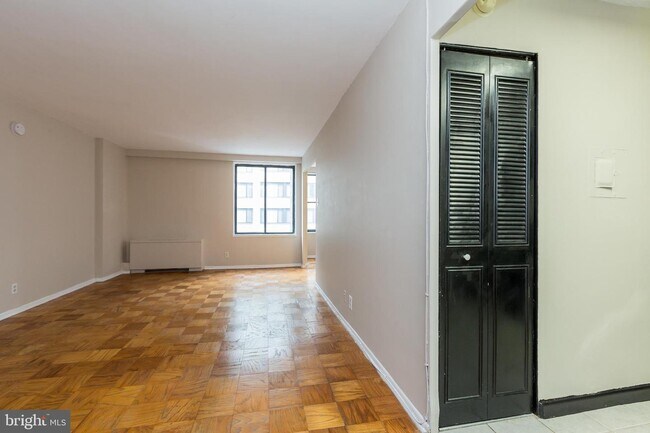Foto del edificio - 1420 N St NW