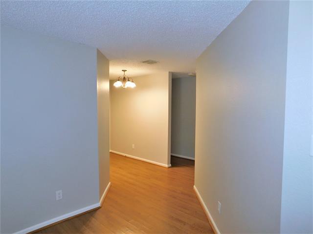 Building Photo - 1404 Wenatchee Dr