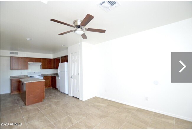 Foto del edificio - 10402 N 9th Ave