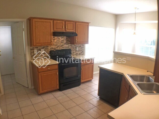 Building Photo - 4809 Brownes Ferry Rd