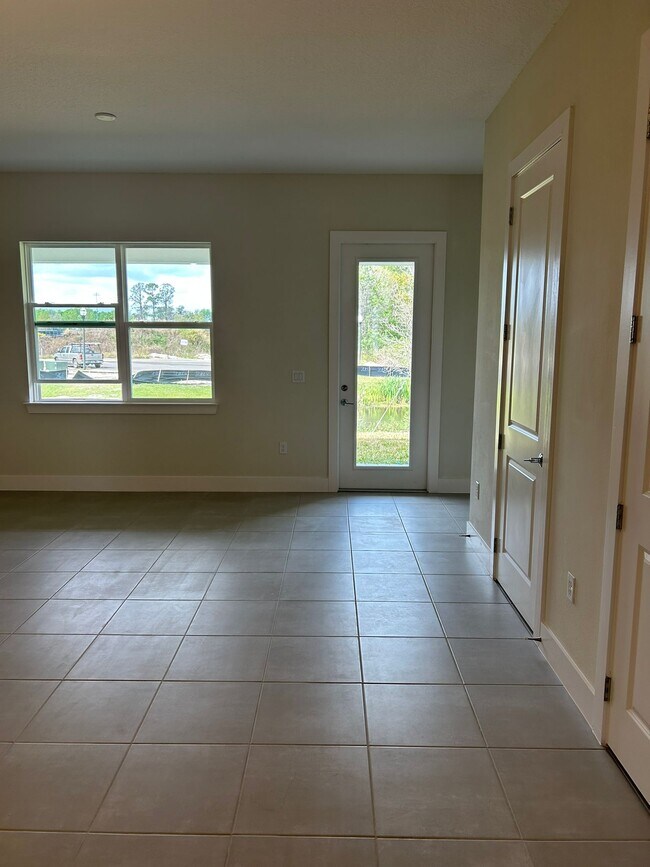 Building Photo - 1458 Brookdale Ct