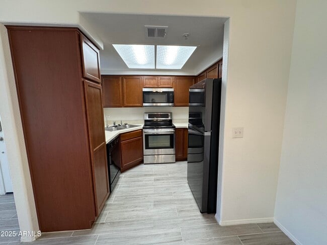 Foto del edificio - 1825 W Ray Rd