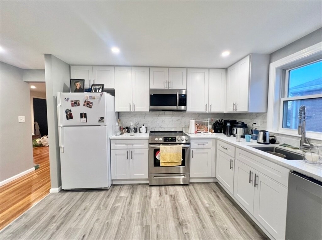 Foto principal - 82 Sparkill St