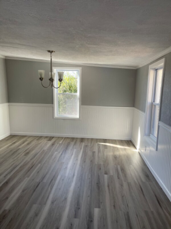 Foto del edificio - 2200 Hall St
