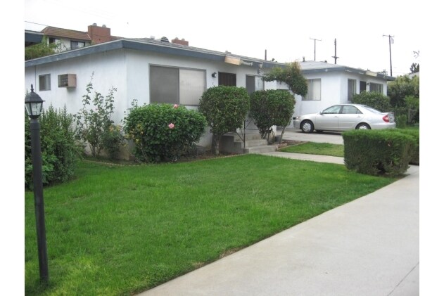 Building Photo - 400-408 S Alhambra Ave