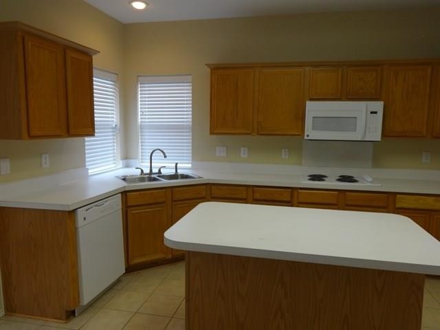 Foto del edificio - 4717 Lincolnshire Dr
