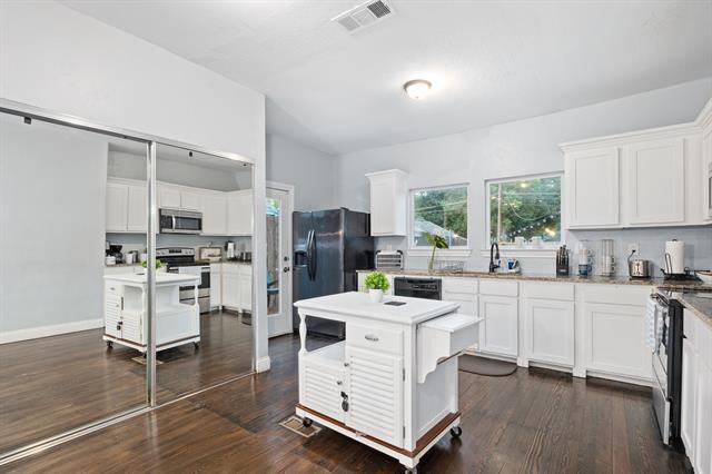 Foto del edificio - 614 N Winnetka Ave