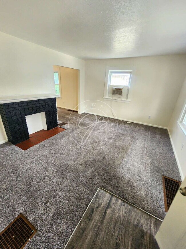 Foto del edificio - Spacious 3-Bedroom Home in West Toledo