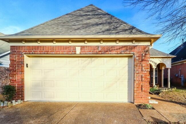 Building Photo - 2770 Java Dr
