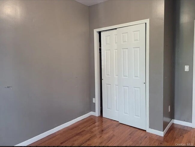 Building Photo - 3-39 Eldert Ln