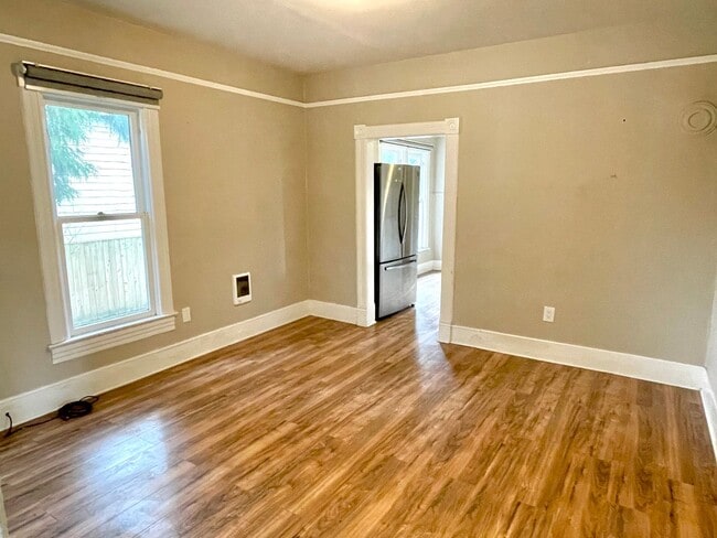 Photo - BEECS01 Apartment