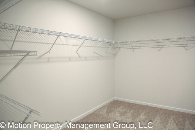 Foto del edificio - 19 Springwood Ln