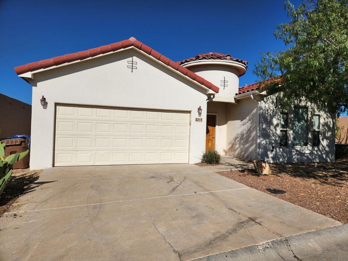 Foto principal - 4215 Franzia Rd