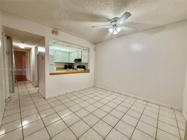 Foto del edificio - 14833 SW 80th St