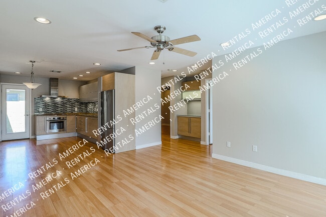 Foto del edificio - 1850 E Maryland Ave