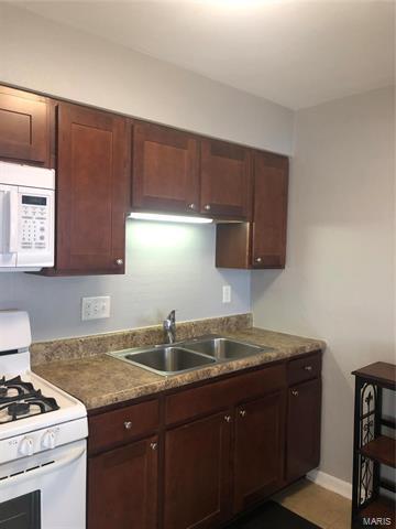 Building Photo - 9364 Olive Blvd