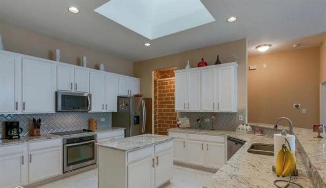 Building Photo - 3617 Varden St