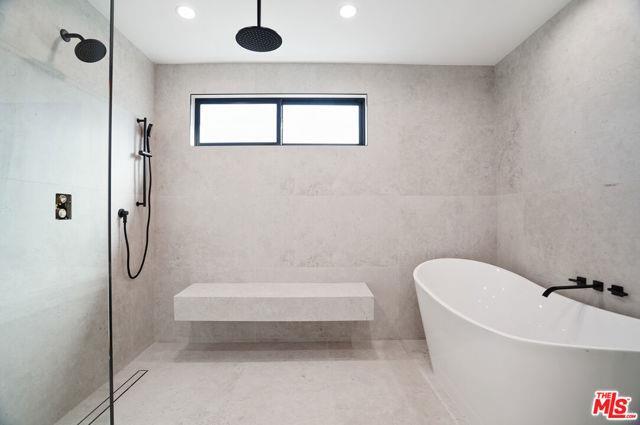 Building Photo - 6236 Sale Ave