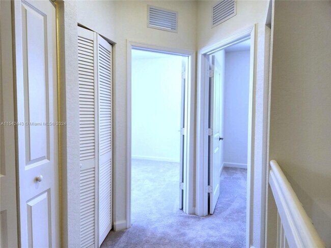 Foto del edificio - 12238 NW 24th Pl