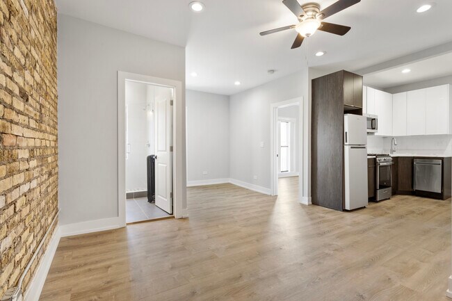 Building Photo - 1653 W Jonquil Terrace