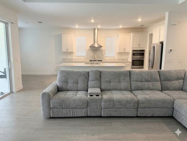 Building Photo - 18378 Serene Lk Lp