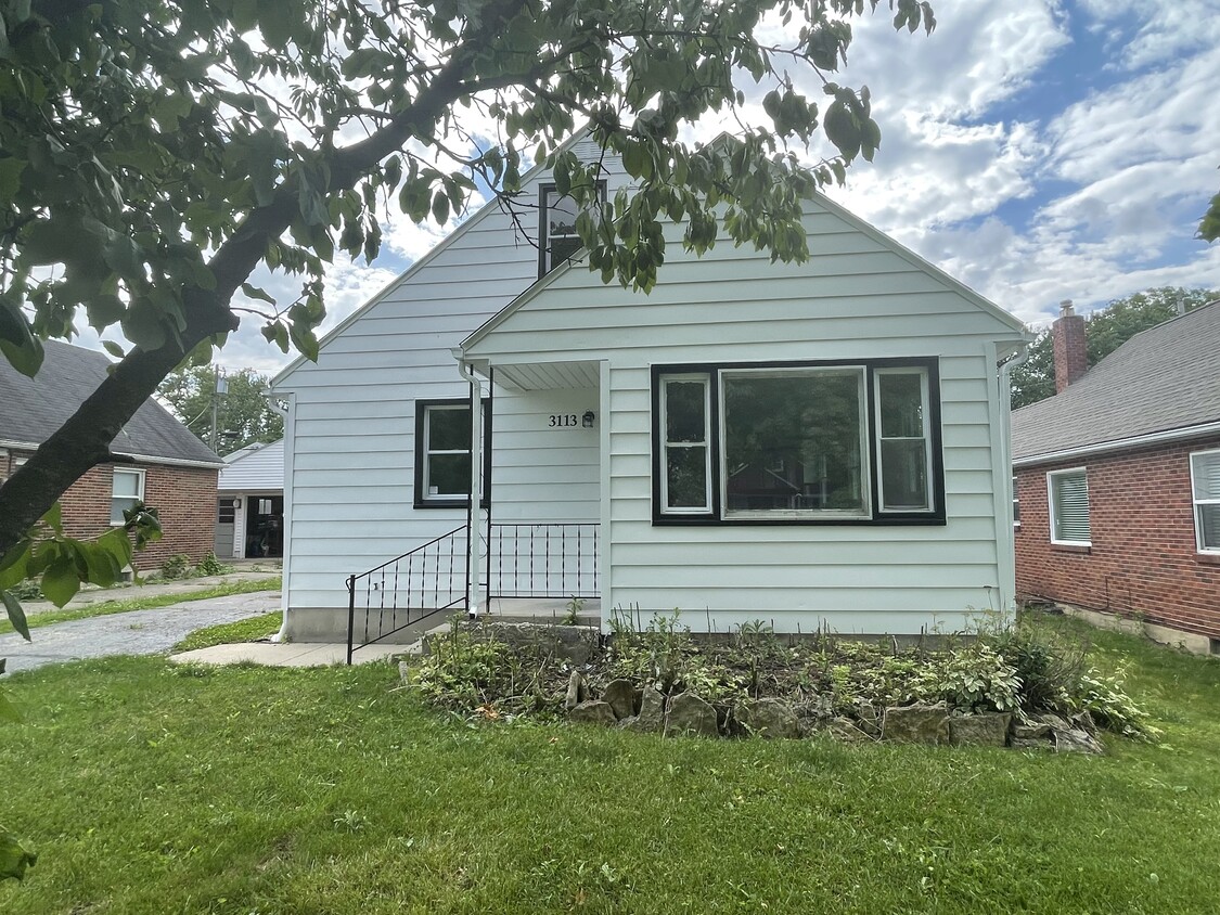 Primary Photo - 3113 Larue Dr