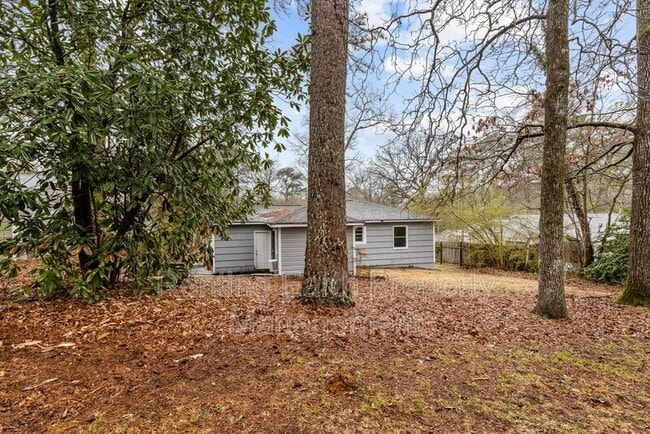 Building Photo - 1209 Linwood St