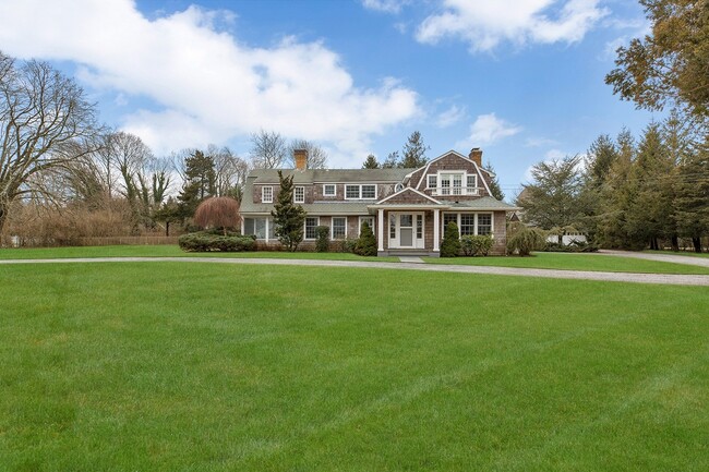 Building Photo - 33 Seafield Ln