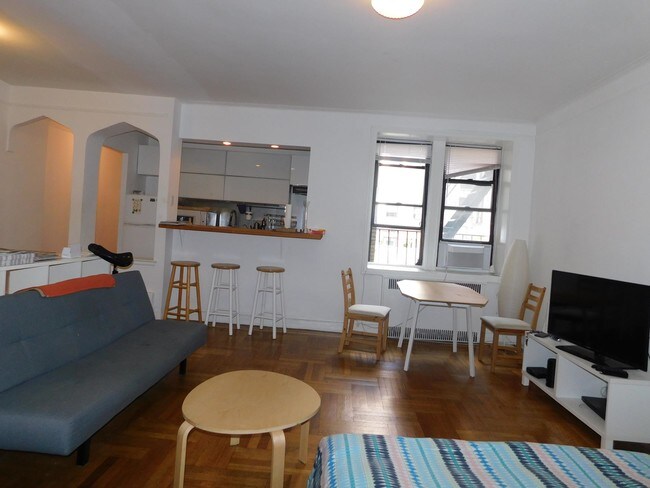 Building Photo - 45 Martense Street