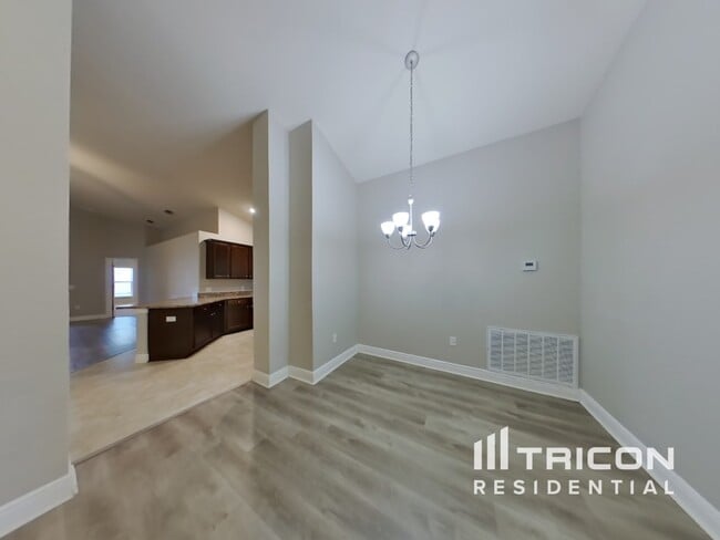 Foto del edificio - 1811 Galloway Terrace