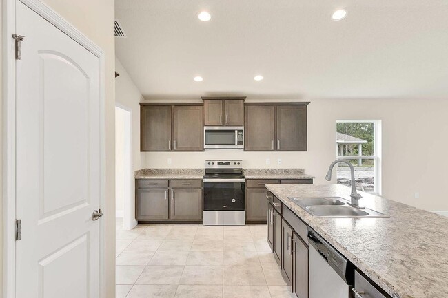 Building Photo - 5331 Vespera St