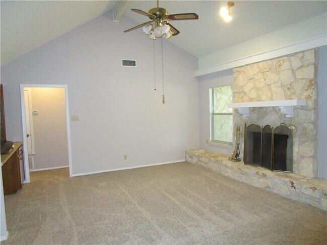 Foto del edificio - 3413 Rocky Hollow Trail
