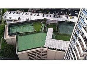 Building Photo - 2333 Kapiolani Blvd