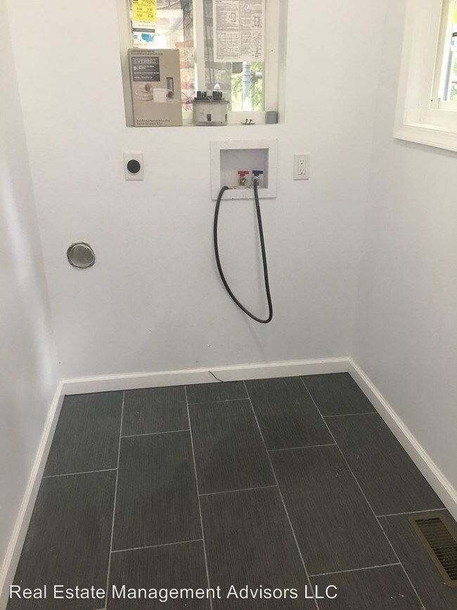 Foto del edificio - 2 br, 1 bath House - 15 E Rittenhouse Street
