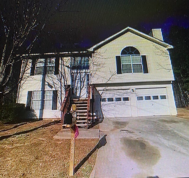 Primary Photo - 2240 Creekside View