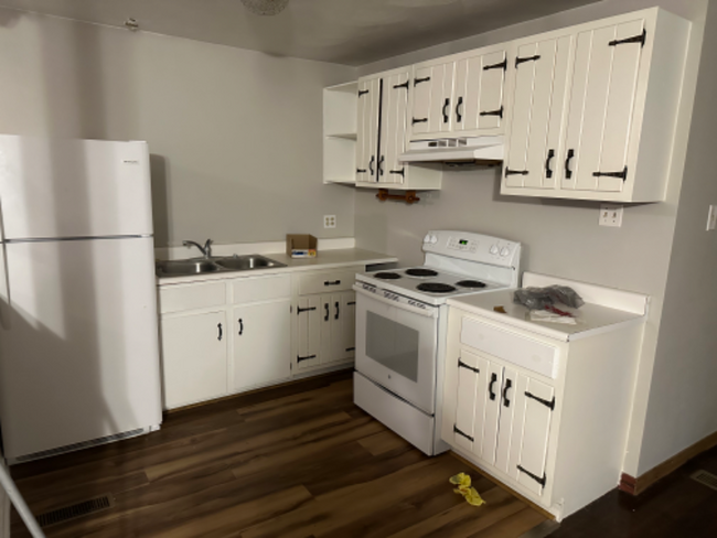 Foto del edificio - 408 Walden Ave