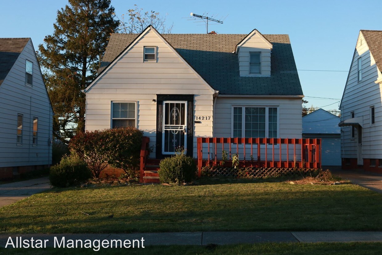 Primary Photo - 14217 Kennerdown Ave