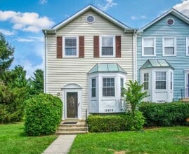 Building Photo - 10679 Campus Way S