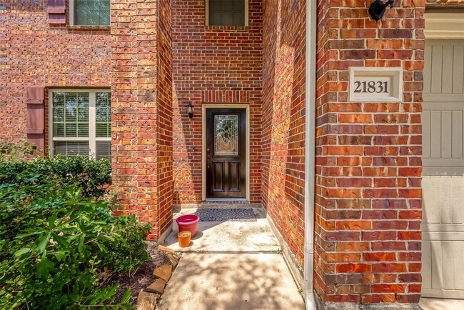 Foto del edificio - 21831 Mount Hunt Dr