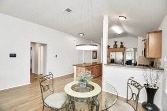 Building Photo - 19931 Roycroft Ln