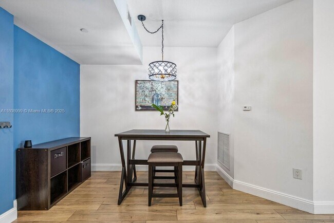 Foto del edificio - 510 NW 84th Ave