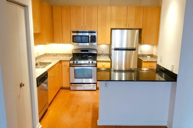 Foto del edificio - 1918 E Lafayette Pl