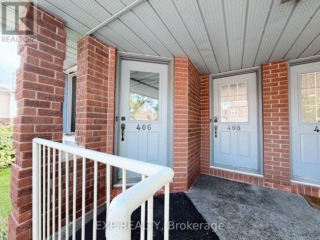 Building Photo - 406 Briston Private