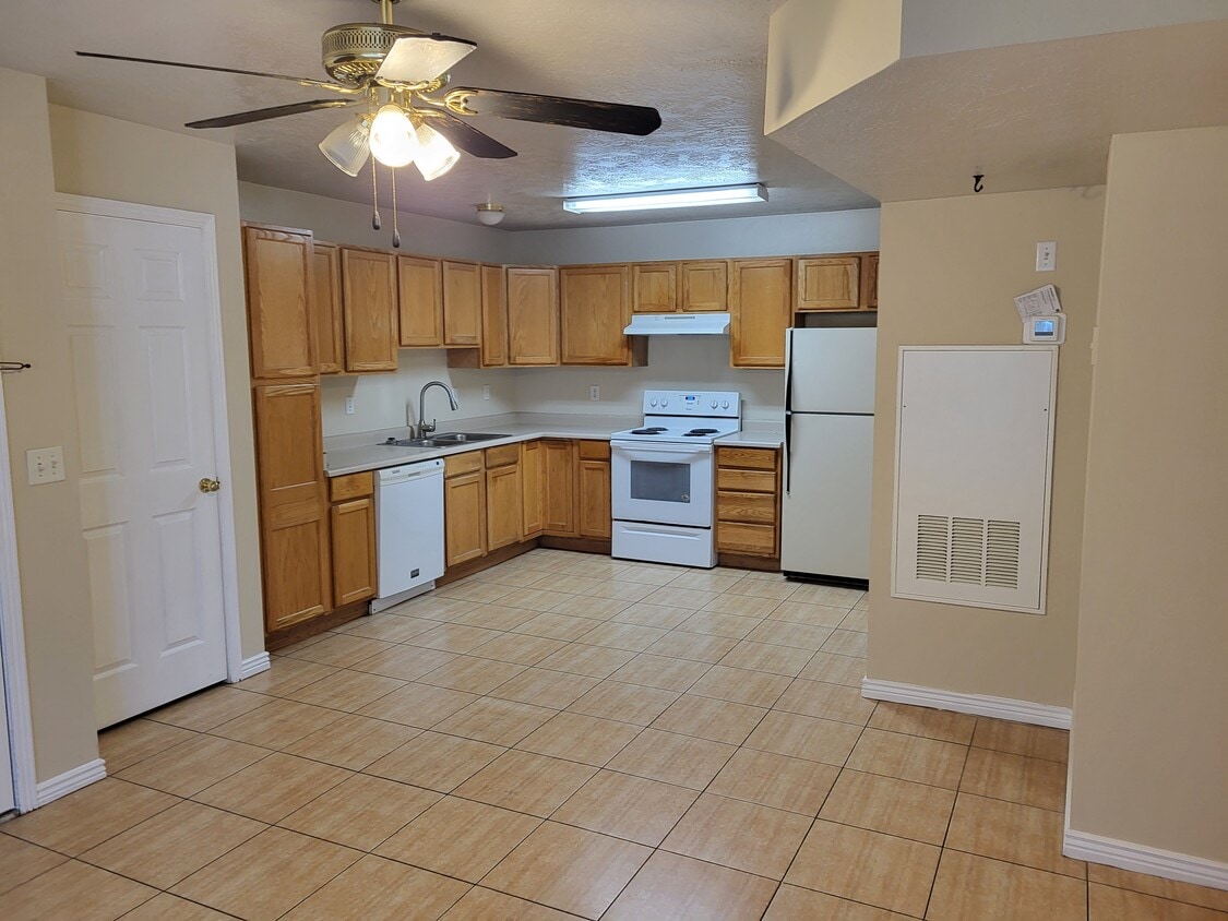 8071 W Copperfield Pl Unit 22, Magna, UT 84044 Condo for Rent in