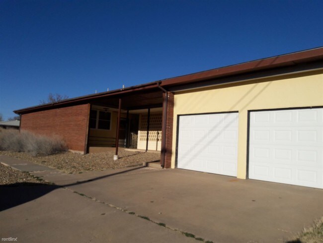 Foto del edificio - 217 John Doe St