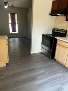 Foto del edificio - 914 Sparta Dr