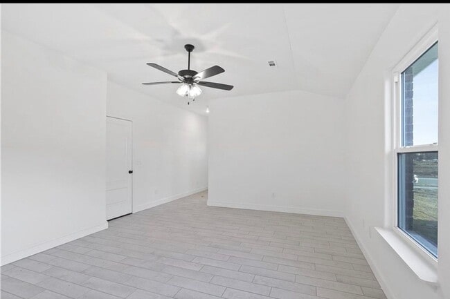 Building Photo - 1512 Lowery St