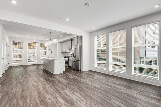 Photo - 1815 Gotham Ln NE Townhome