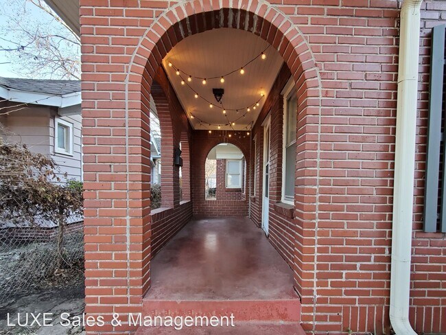 Building Photo - 2 br, 2 bath House - 604 NW 19th St